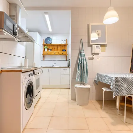 Museo Arte By Next Stop * Bilbao